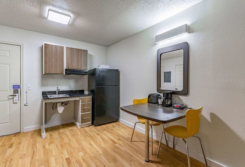 Отель Studio 6dallas, Tx