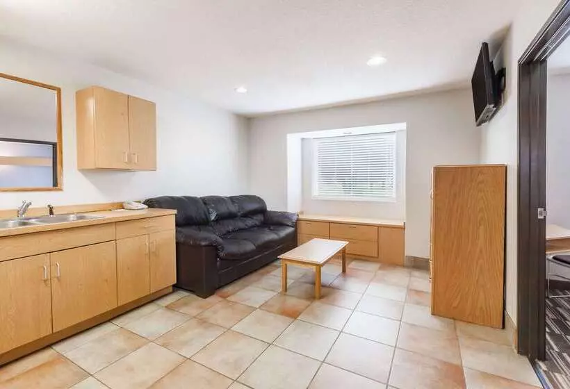 Microtel Inn & Suites By Wyndham Ardmore