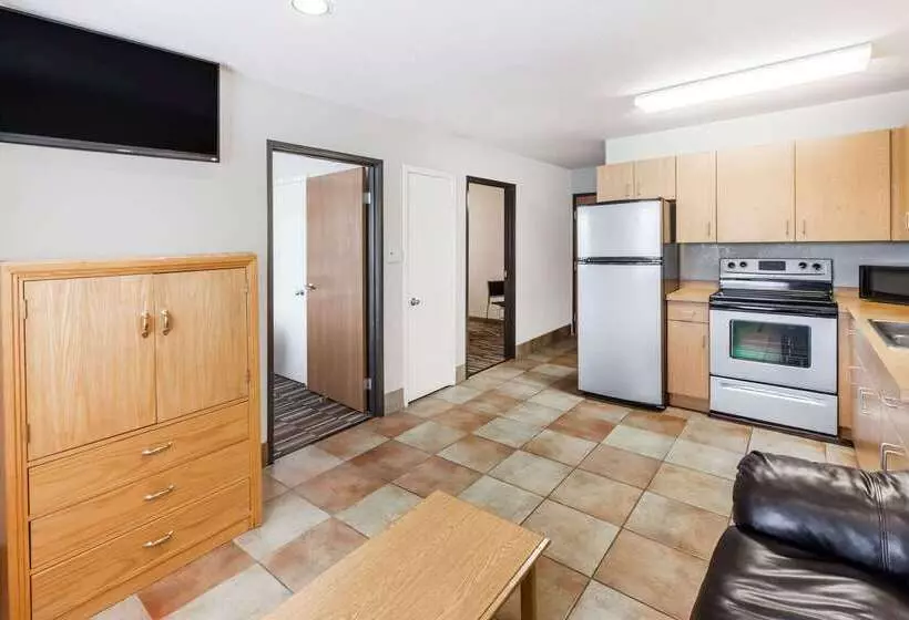 Microtel Inn & Suites By Wyndham Ardmore