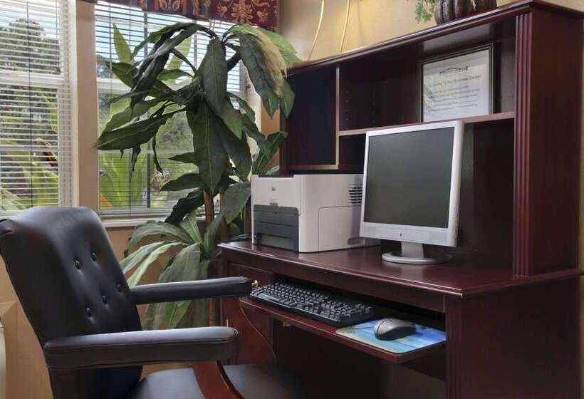 Microtel Inn & Suites By Wyndham Palm Coast I95