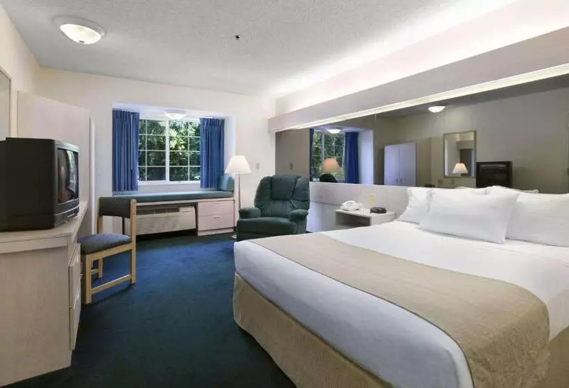 Microtel Inn & Suites By Wyndham Palm Coast I95