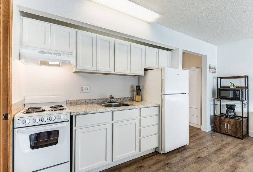 Motelli Bend Riverside Condos Near Downtown Bend