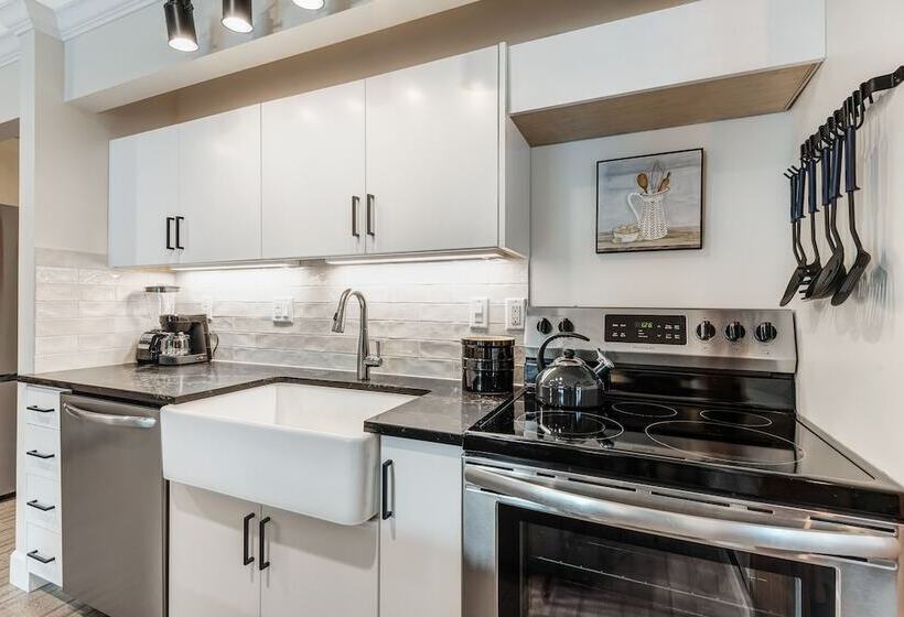 Motelli Bend Riverside Condos Near Downtown Bend