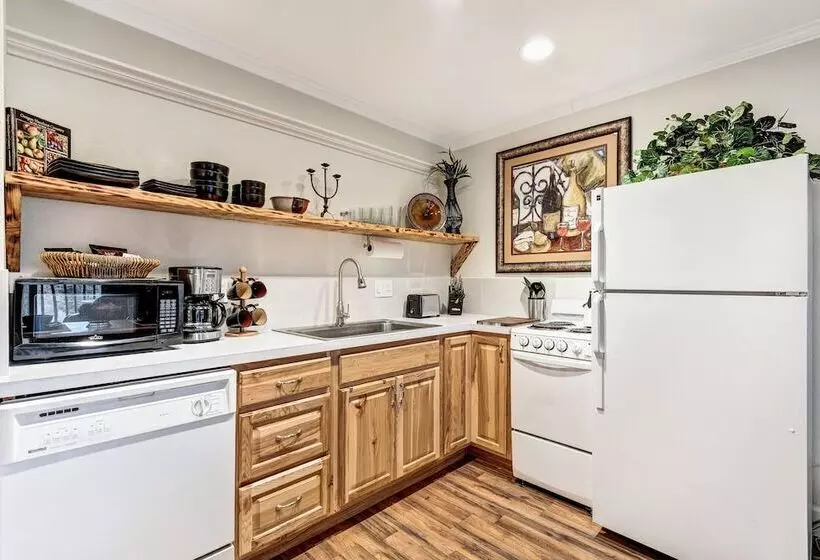 مُتل Bend Riverside Condos Near Downtown Bend