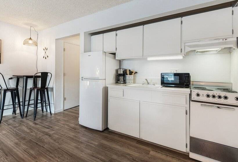 Motelli Bend Riverside Condos Near Downtown Bend