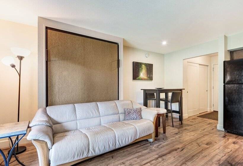 Motelli Bend Riverside Condos Near Downtown Bend