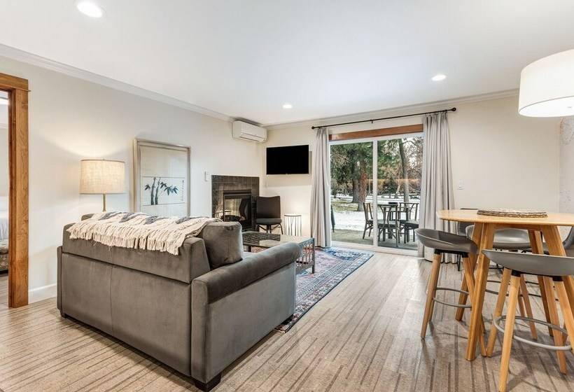 Motelli Bend Riverside Condos Near Downtown Bend