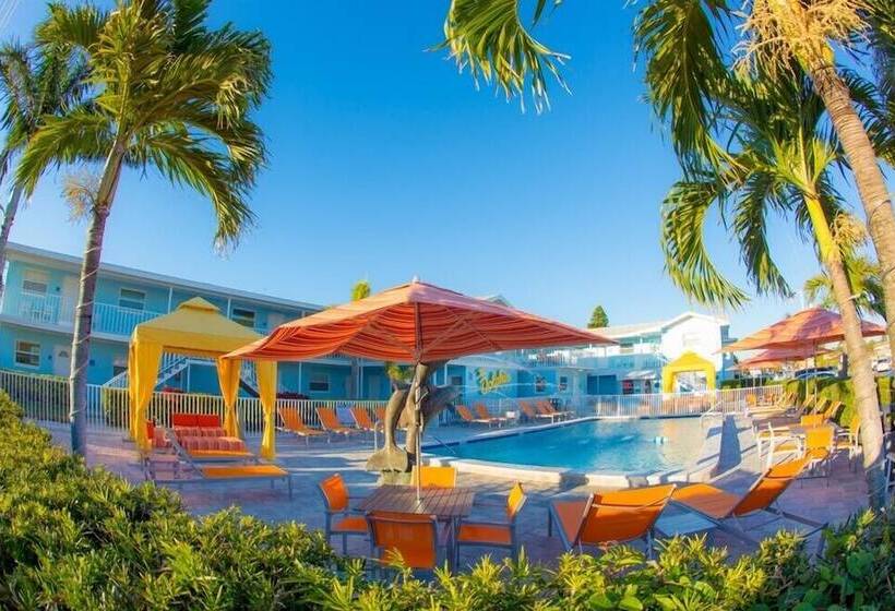 汽车旅馆 St. Pete Beach Suites