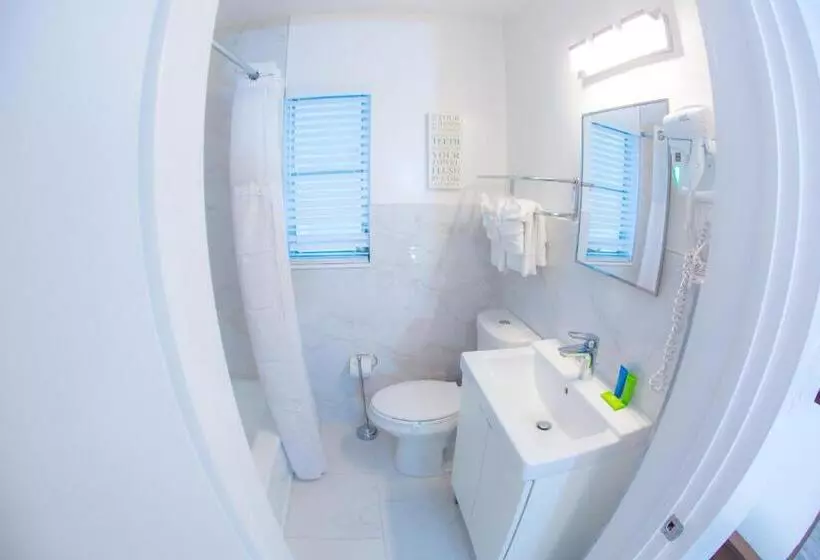 モーテル St. Pete Beach Suites