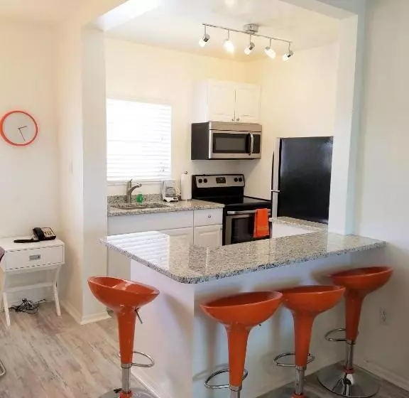 モーテル St. Pete Beach Suites