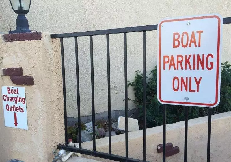 مُتل Windsor Inn Lake Havasu City