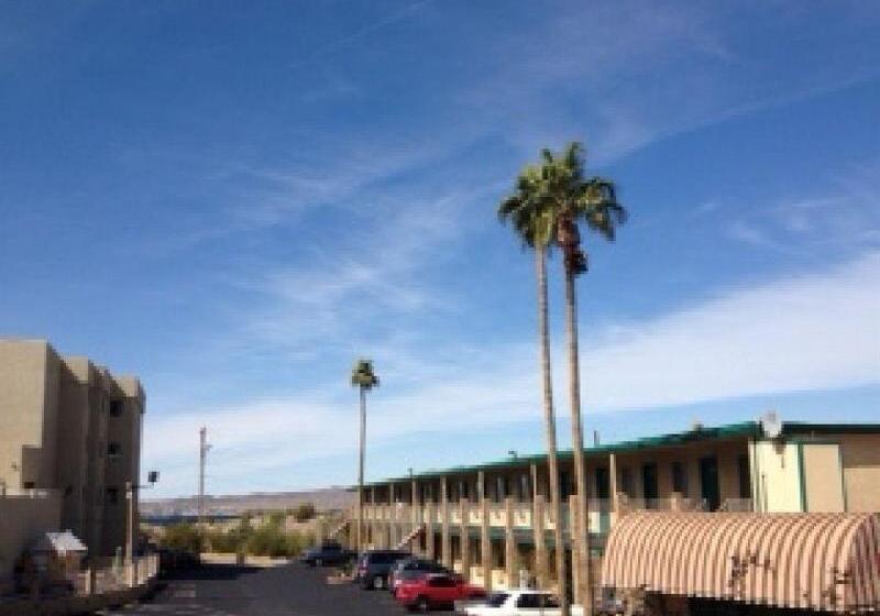 モーテル Windsor Inn Lake Havasu City