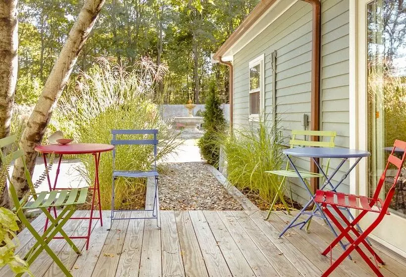 The Hotel Marblehead