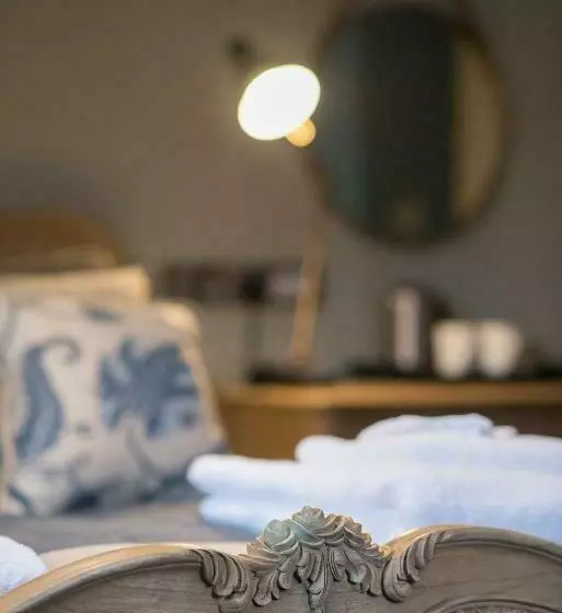 Aamiaismajoitus (B&B) Saltmarshe Hall