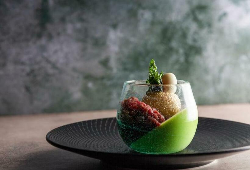 هتل Emara Ole Sereni Nairobi Park View