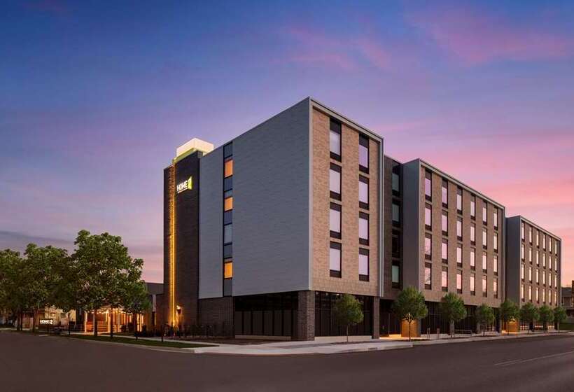 Hotel Home2 Suites By Hilton Des Moines At Drake University