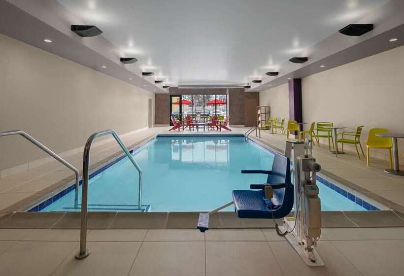 Hotel Home2 Suites By Hilton Des Moines At Drake University