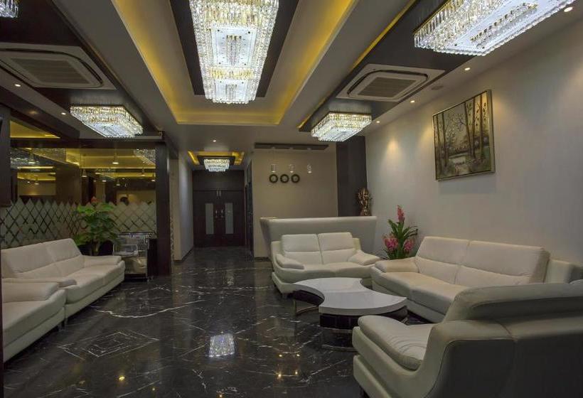 Hotel Ravi Residency