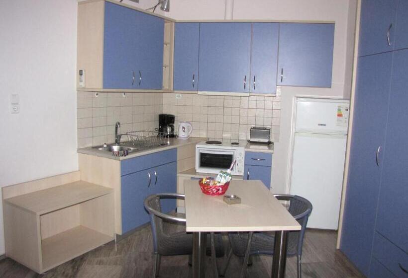 Karystos Mare Apartments