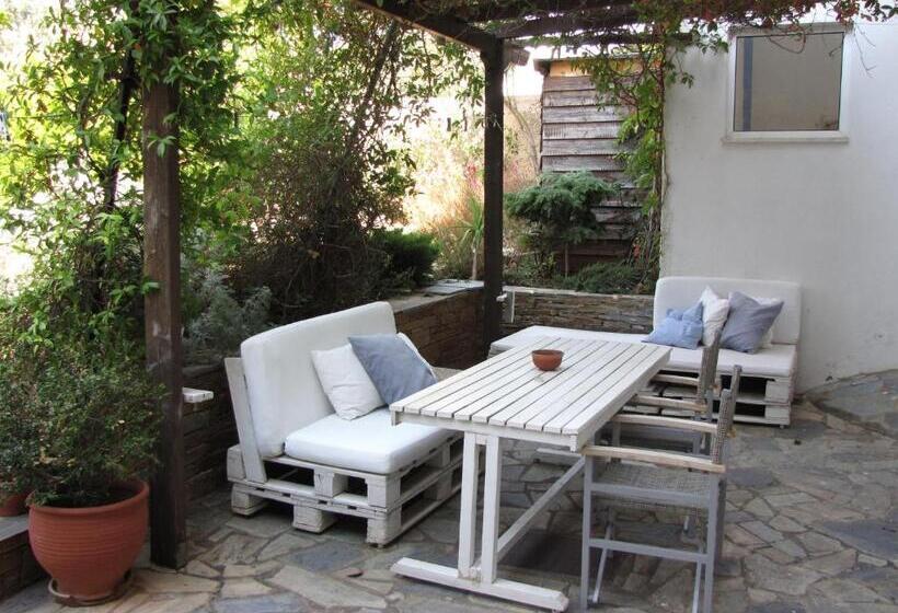 Karystos Mare Apartments