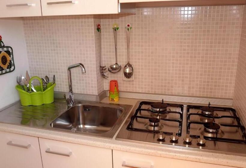 پانسیون B&b Delfinia