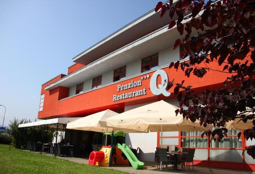 بنسيون Penziónq