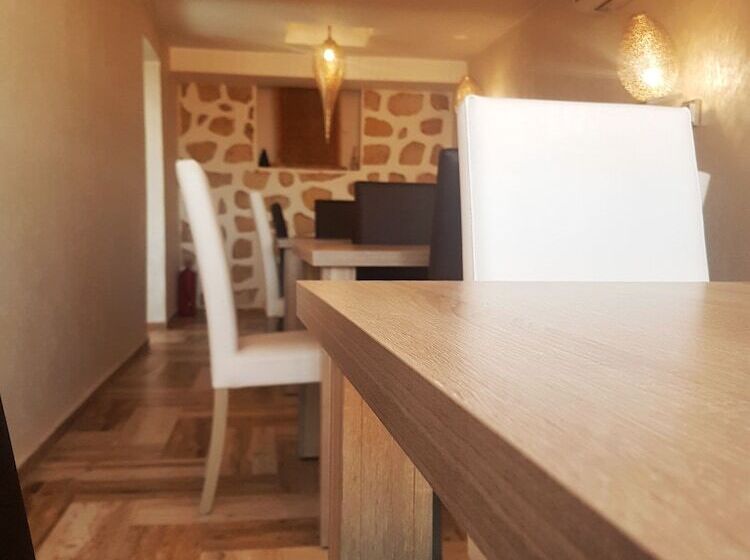 住宿加早餐 Riad Ksar Aylan