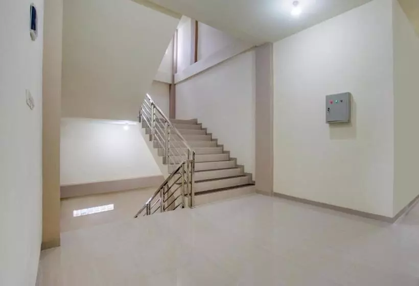 ホテル Oyo 1035 Patal Residence