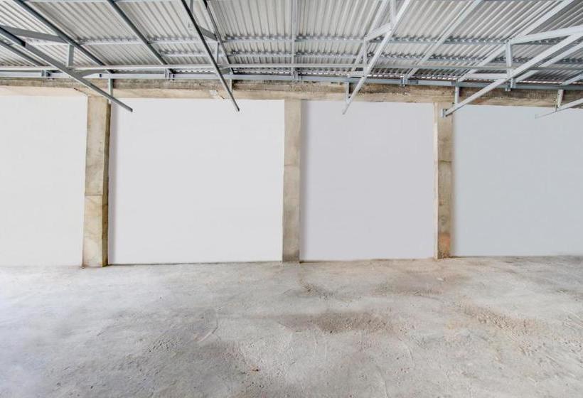 בית מלון כפרי Oyo 1035 Patal Residence