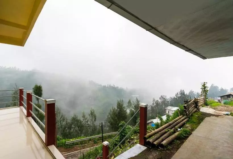 ホテル Oyo 2957 Erlina Homestay
