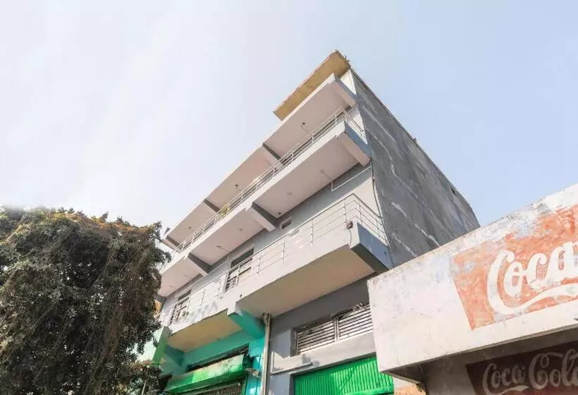 Super Hotel O Hindon Residency