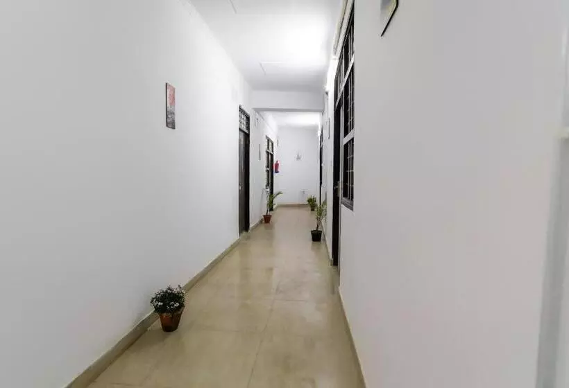 Super Hotel O Hindon Residency