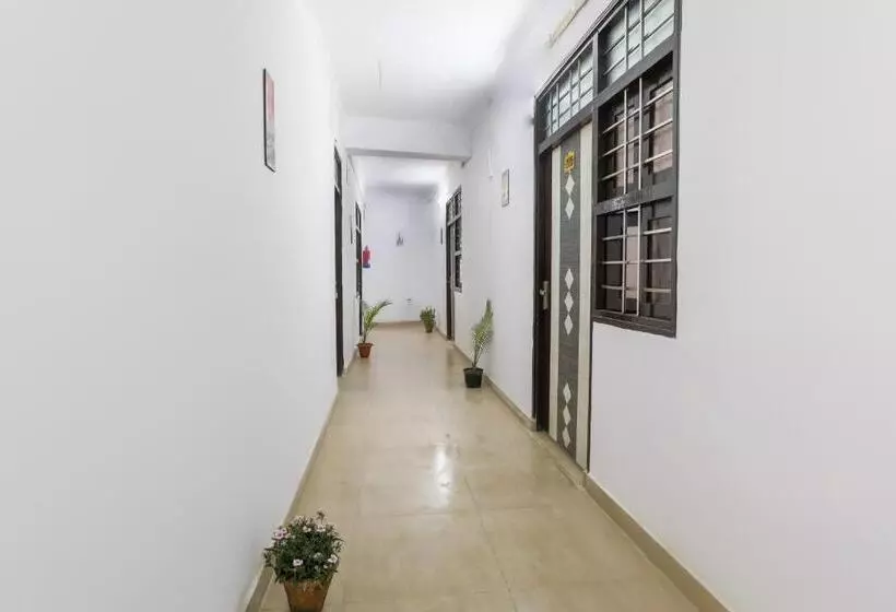 Super Hotel O Hindon Residency