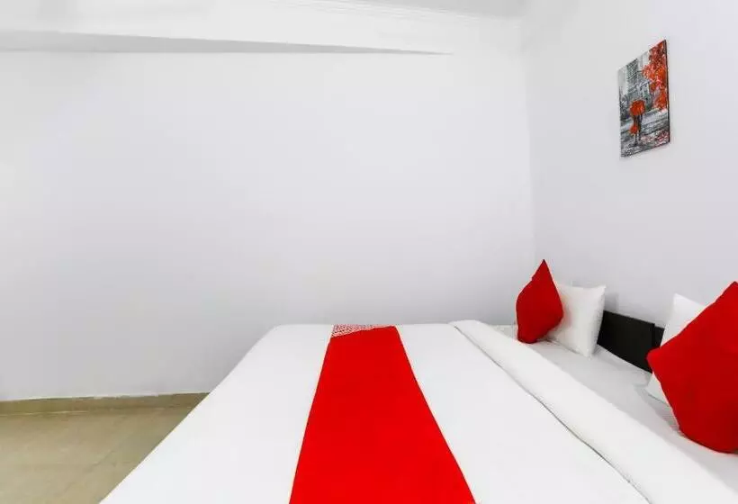 Super Hotel O Hindon Residency