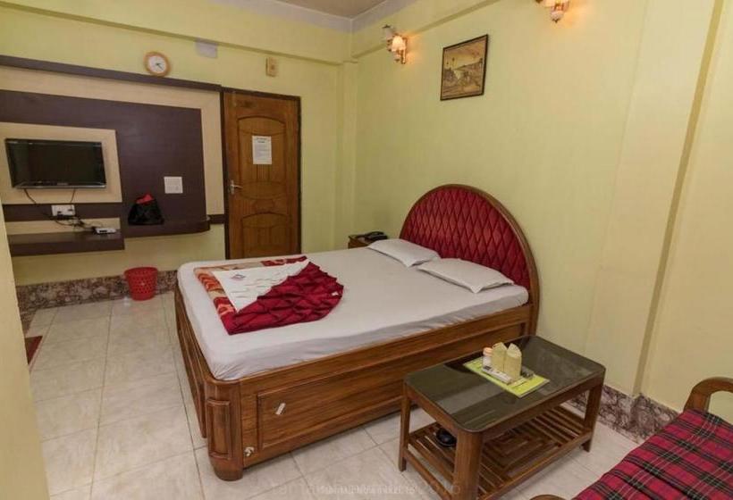 בית מלון כפרי Palace Inn