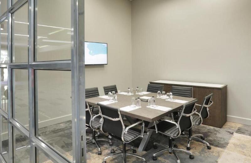 酒店 The Capital Menlyn Maine Trilogy