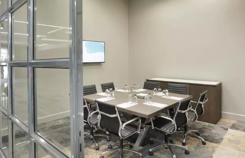 Hotelli The Capital Menlyn Maine Trilogy