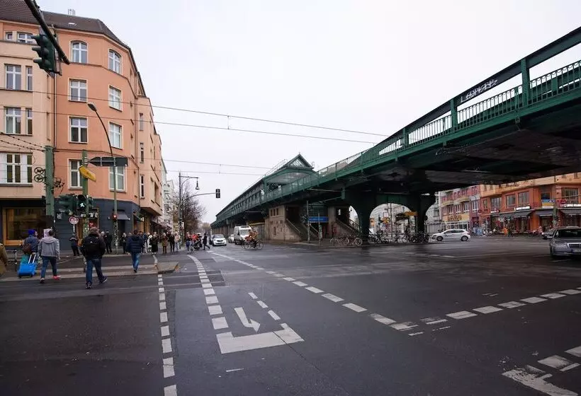 پانسیون Room In Berlin N13 Prenzlauer Berg New
