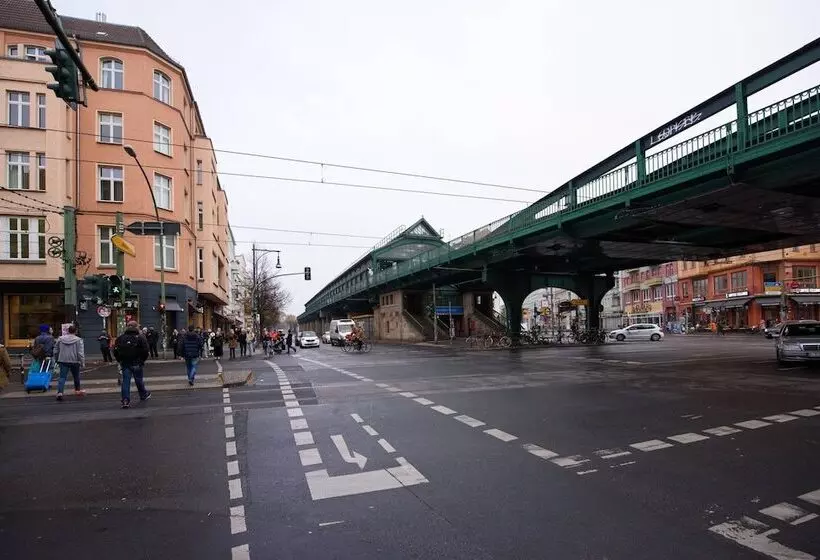 پانسیون Room In Berlin N13 Prenzlauer Berg New