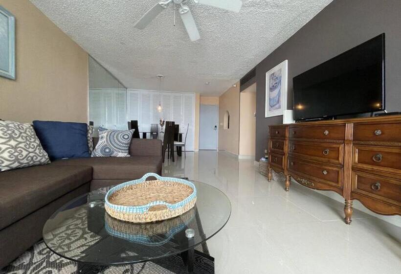 2br Condo At Isla Verde Beach