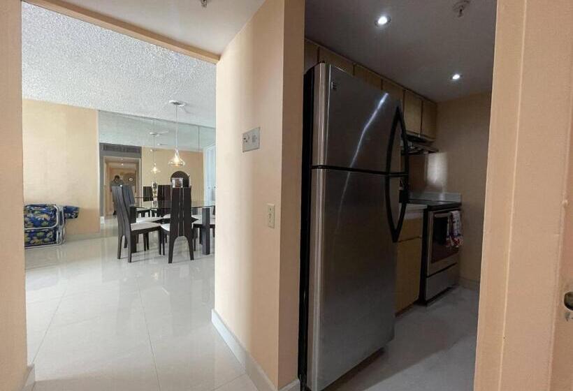 2br Condo At Isla Verde Beach