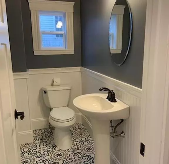 Airport Hotel Golden Bliss Near Delhi Airport