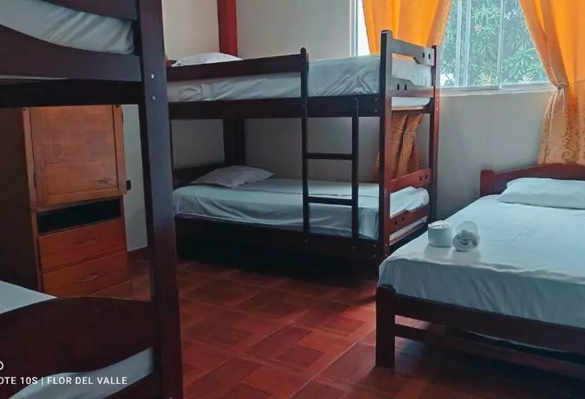 Hostel Flor Del Valle