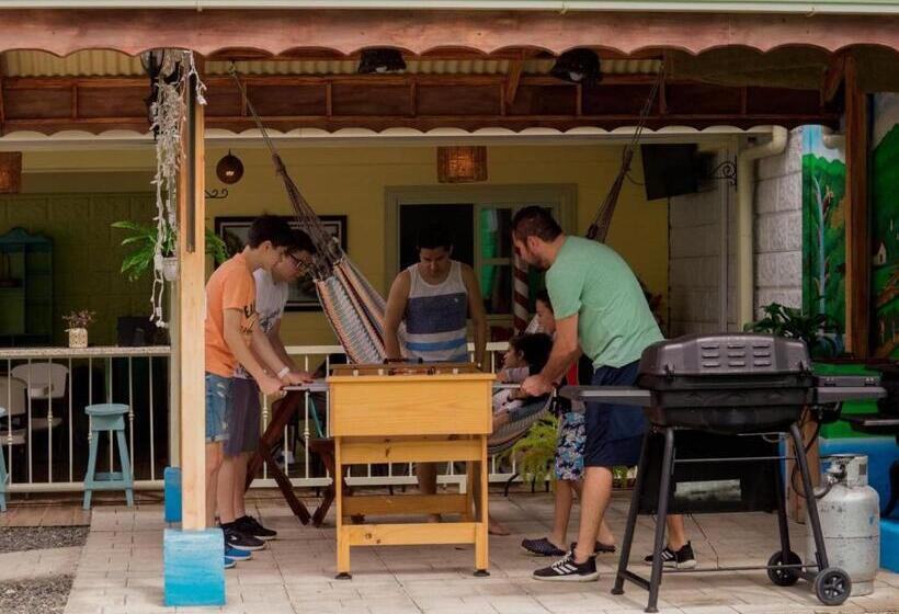 تختخواب و صبحانه Villas Orosi Valley Lodge