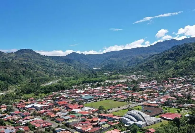 تختخواب و صبحانه Villas Orosi Valley Lodge