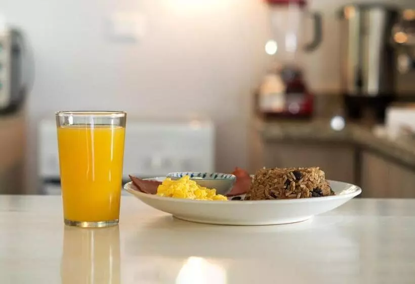 تختخواب و صبحانه Villas Orosi Valley Lodge