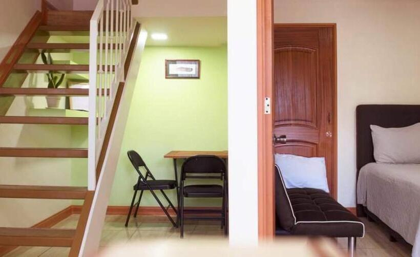 تختخواب و صبحانه Villas Orosi Valley Lodge