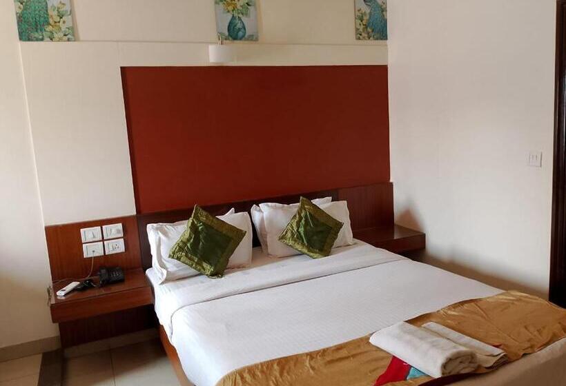 בית מלון כפרי Cubbon Suites   10 Minute Walk To Mg Road, Mg Road Metro And Church Street