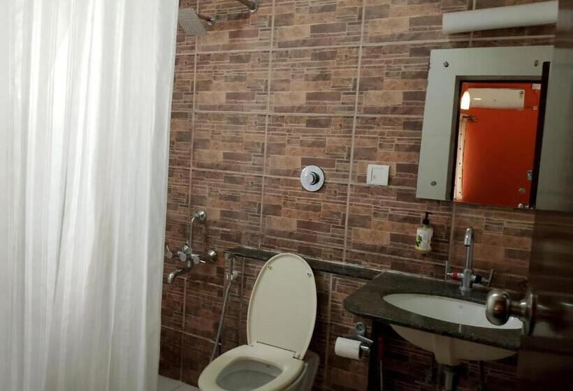 בית מלון כפרי Cubbon Suites   10 Minute Walk To Mg Road, Mg Road Metro And Church Street