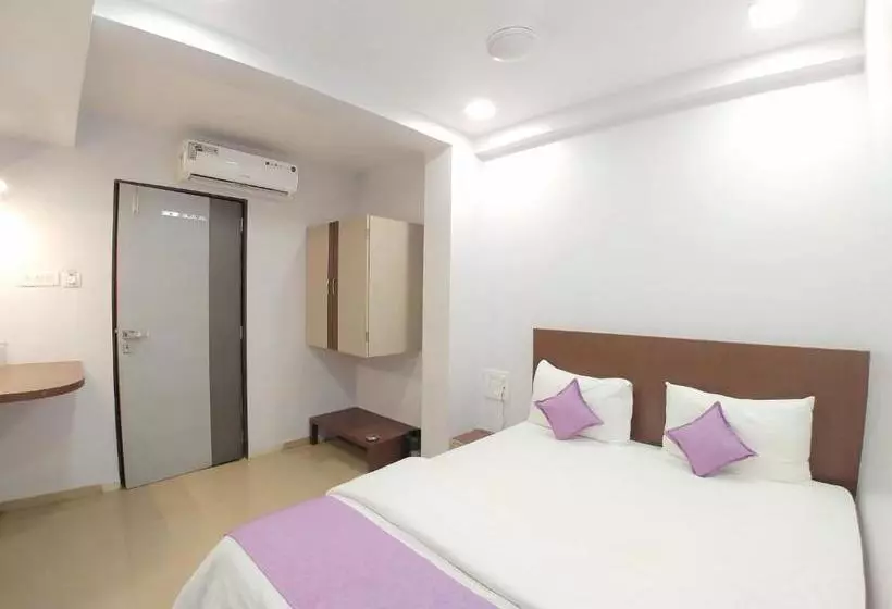 Hotelli Matruchhaya   Near Lonavala Market Railway And Bus Station